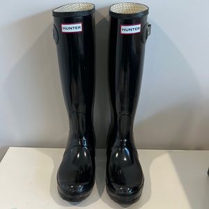 HUNTER Original Gloss Tall Boot- like new